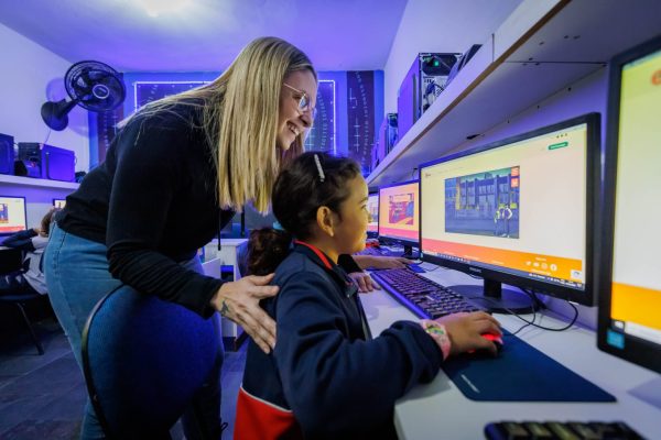 Leia mais sobre o artigo SandBox InovaTerê: Alunos de escolas municipais de Teresópolis aprendem a criar games educativos