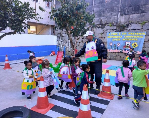Leia mais sobre o artigo Maio Amarelo: Prefeitura de Teresópolis promove atividades de educação no trânsito