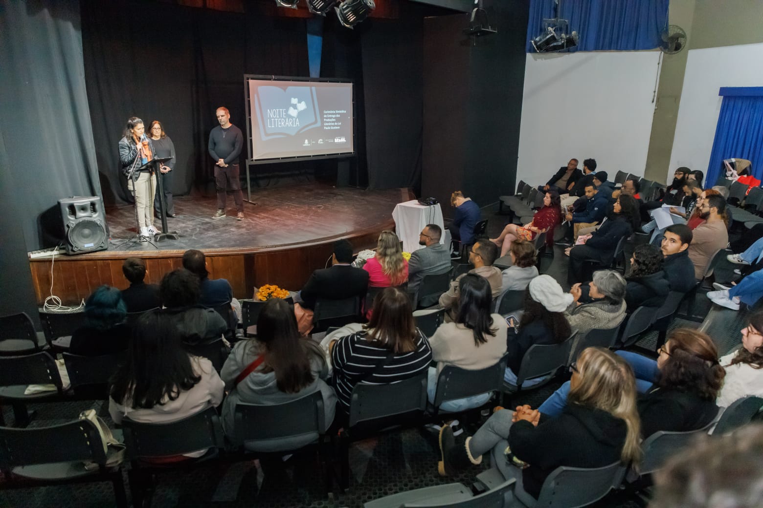 Você está visualizando atualmente Teresópolis recebe produções literárias de escritores e pesquisadores contemplados pela Lei Paulo Gustavo