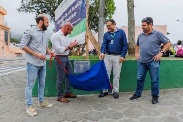 Leia mais sobre o artigo Nova Adutora de Água de Pimenteiras amplia o abastecimento para mais de 10 mil moradores da região