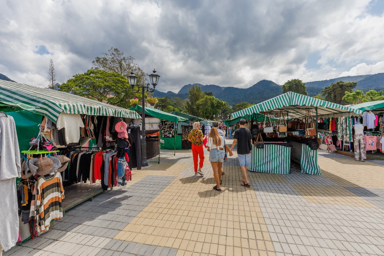 Você está visualizando atualmente Praça de alimentação da Feirinha de Teresópolis é reaberta ao público