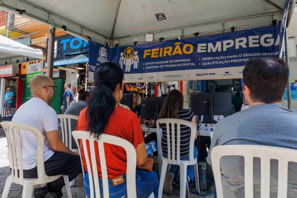 Leia mais sobre o artigo Trabalhadores têm até quinta, dia 14, para se candidatar a uma das mais de 430 vagas do Feirão de Empregos da Prefeitura de Teresópolis