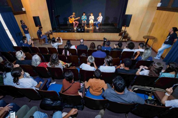 Leia mais sobre o artigo Alunos fazem concerto de conclusão de cursos da Escola Municipal de Música de Teresópolis