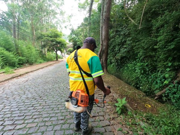 Leia mais sobre o artigo Prefeitura de Teresópolis mobiliza equipes nos reparos das galerias pluviais