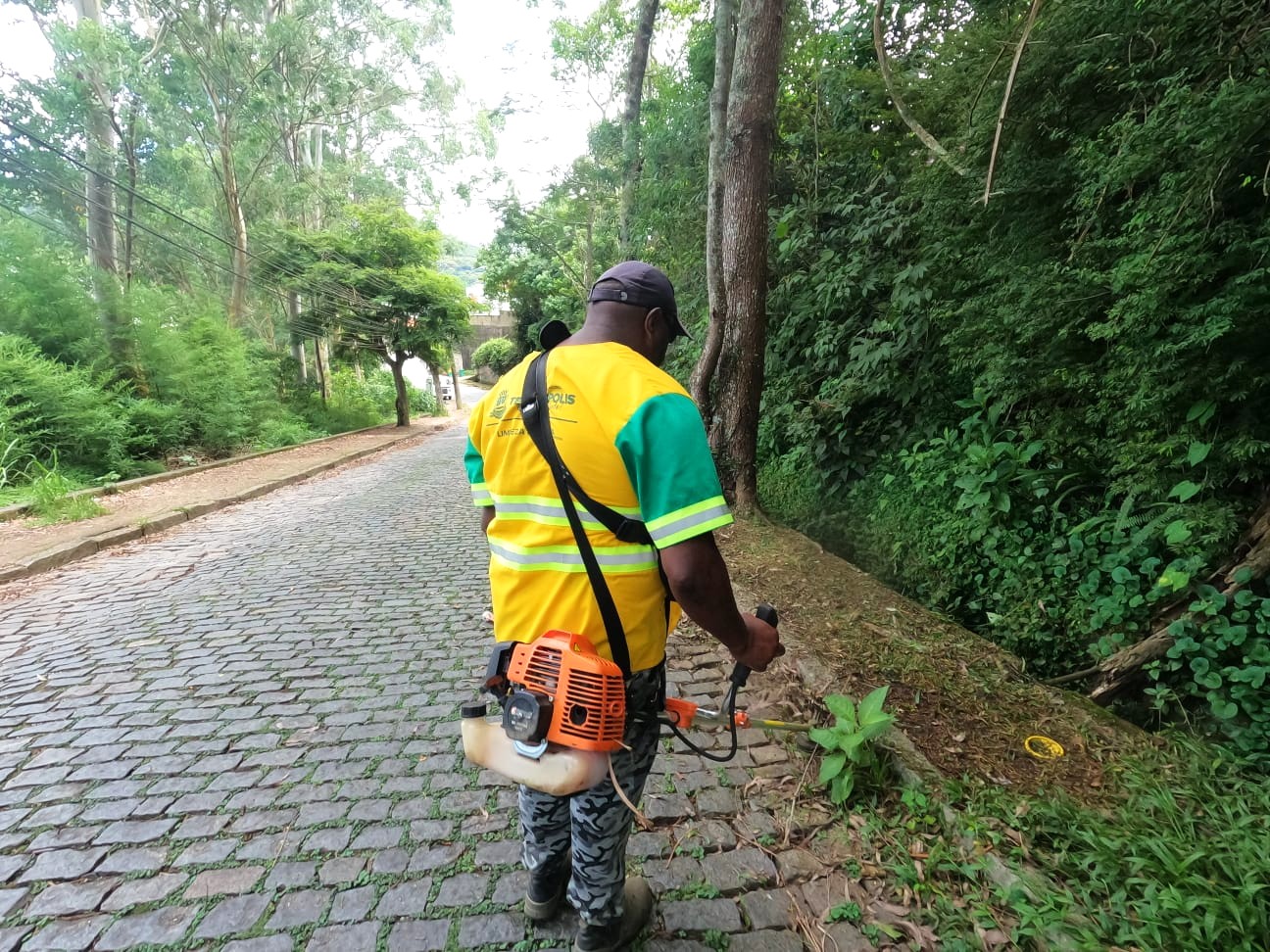 No momento, você está visualizando Prefeitura de Teresópolis mobiliza equipes nos reparos das galerias pluviais