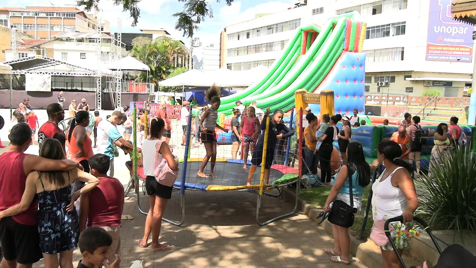 No momento, você está visualizando Famílias se divertem com as atividades gratuitas da 4ª edição do ‘Domingo no Parque’